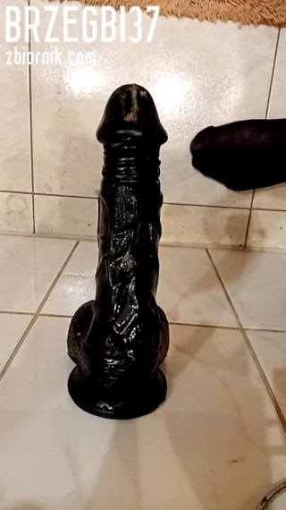 VID_20210215_211714.mp4