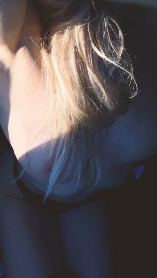 Wdzięki przepięknej Pani SunshinePara :)