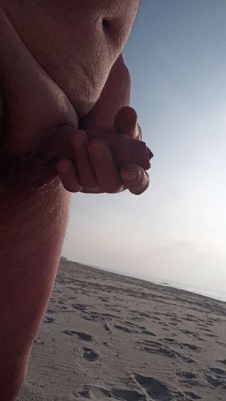 VID_20210627_191220.mp4