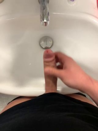 66634396865__E41CEFA5-D27D-41BB-9F0A-BE664A9A5E03.MOV