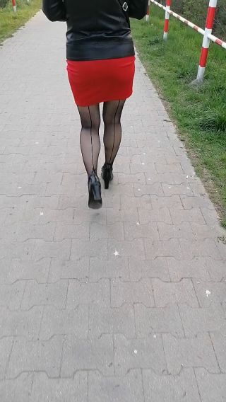 VID_20220501_183434.mp4