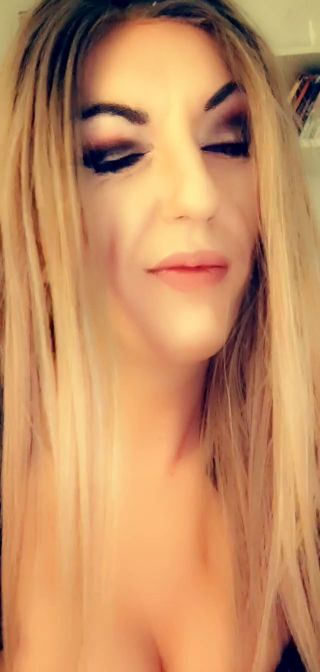 Snapchat-1798221057.mp4