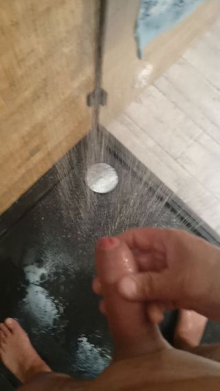 VID_20230804_180706.mp4