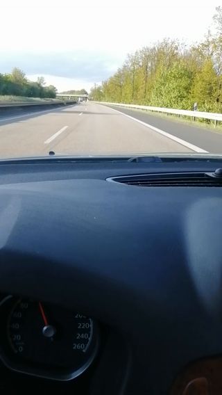 VID_20240504_184142.mp4