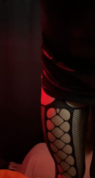 Szkoda że tak ciężko tu o realne osoby.mov