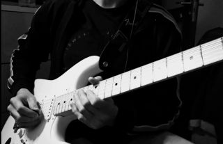 🎸😇