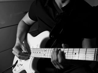 🎸😇