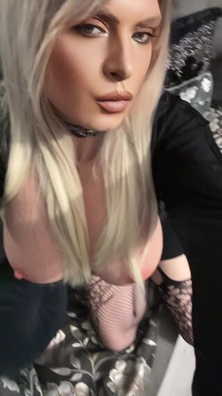 c2d5b5192bc2402d915913b509a9ee34.mov