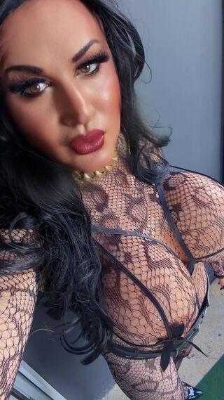 fe38cfcabb9d4dbabff9e89b6a1bd9bc.mov