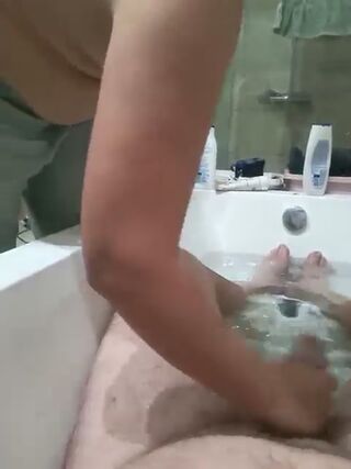 LIVE - 2026-10-28 17:53